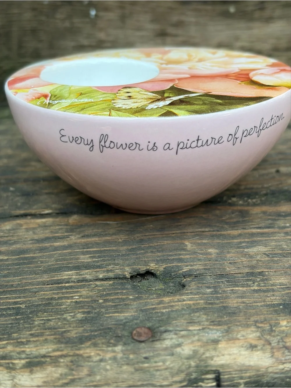 2008 Floral Butterfly Ceramic Tea Light Holder in Pink and Green